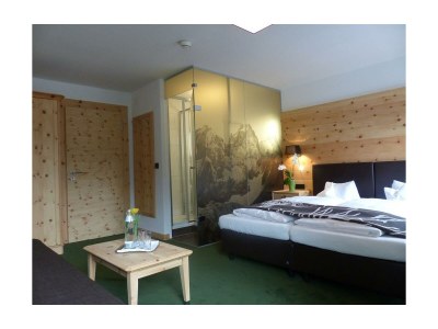 Holiday room Doppelzimmer  Comfort Plus ab 3 Nächte - Features photo 38