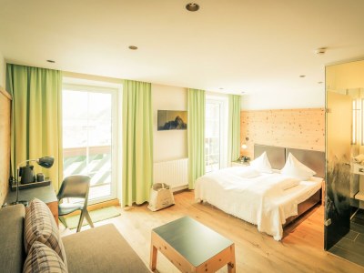 Holiday room Doppelzimmer  Comfort Plus ab 3 Nächte - Features photo 41