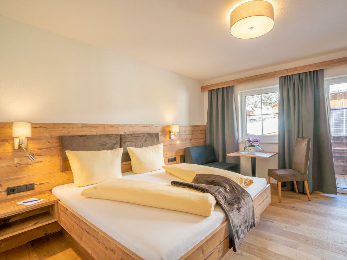 Holiday room Dreibettzimmer, Dusche, WC, neuwertig