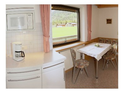 Apartment Top 3 - Features photo 35