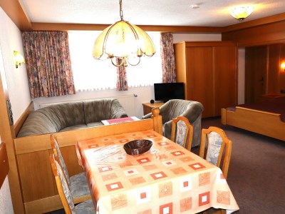 Apartment Top 37 - Features photo 10