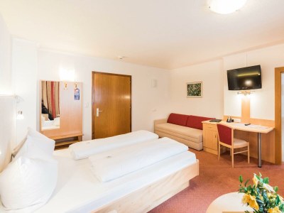 Holiday room Doppelzimmer Deluxe - Features photo 42