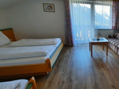 Holiday room Mehrbettzimmer, Dusche,WC und Balkon - Features photo 52