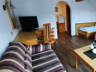 Holiday room Mehrbettzimmer, Dusche,WC und Balkon - Features photo 53