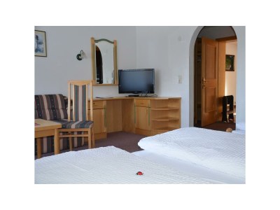 Holiday room Mehrbettzimmer, Dusche, WC, Balkon - Features photo 44