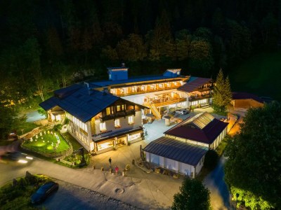 Holiday room Superior Doppelzimmer mit Terrasse in Elbigenalp - Holiday room