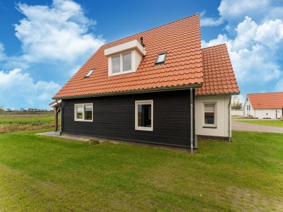 Holiday house Spacious holiday home with sauna - Outdoor photo 4