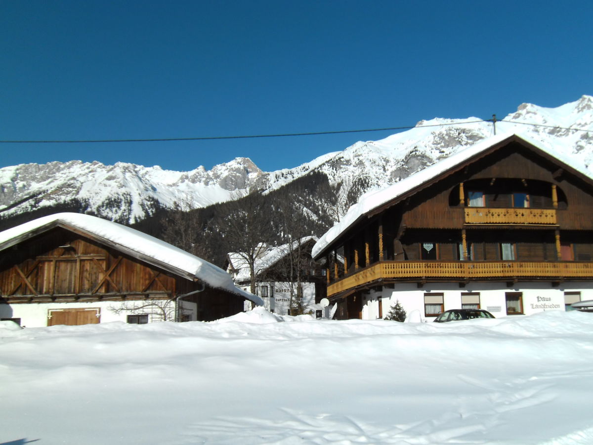 Holiday apartment Haus Landfrieden - Outdoor photo 2