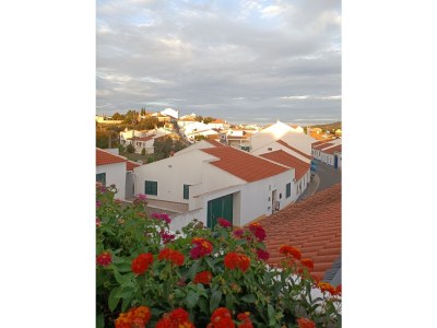Holiday house "Traditional large house with pool" - Outdoor photo 7