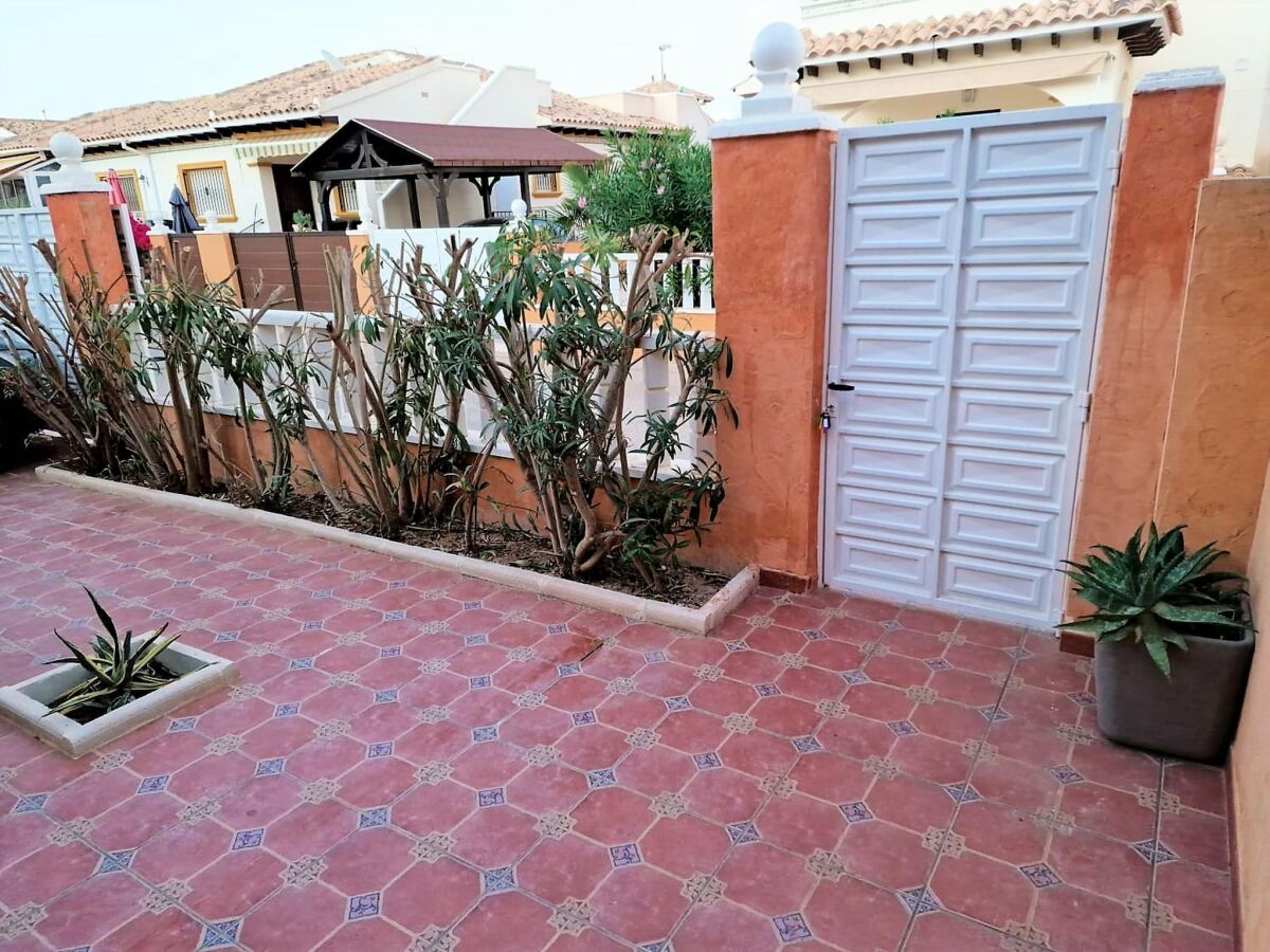 Holiday house Reihenhaus in Cabo Roig - Outdoor photo 4