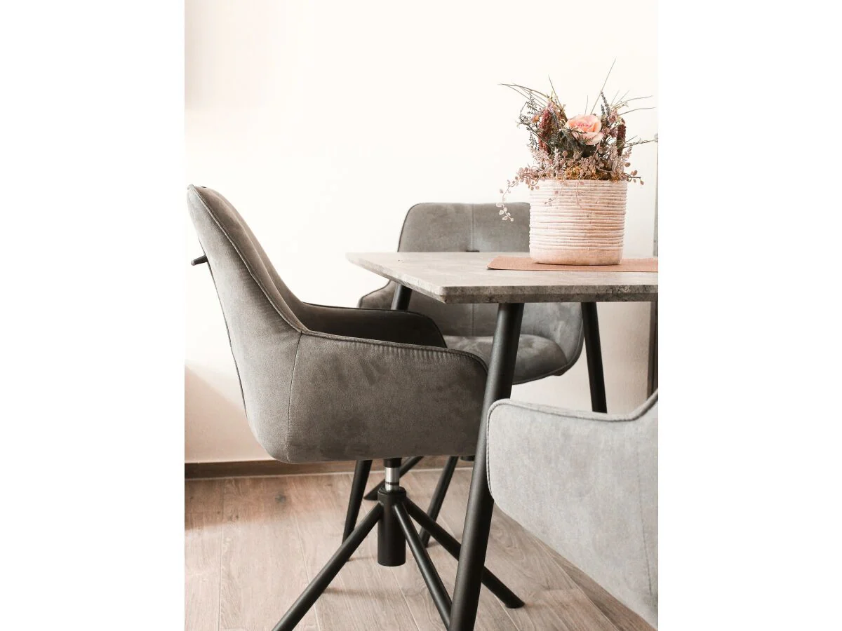 Apartment 4-Bett-Ferienwohnung Zur Dietzenley