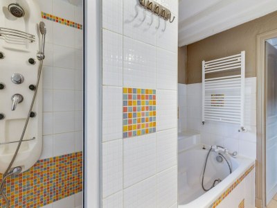 Holiday house Countryside holiday home with pool - Features photo 28