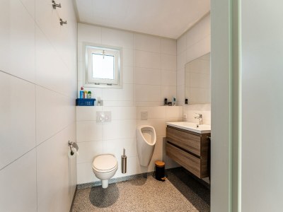 Holiday house Nice holiday home with boat and jetty - Features photo 12