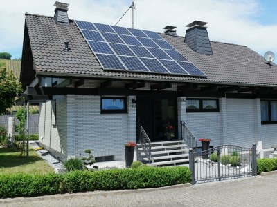 Apartment Ferienwohnung Claudia Grasnick in Burgen - Apartment