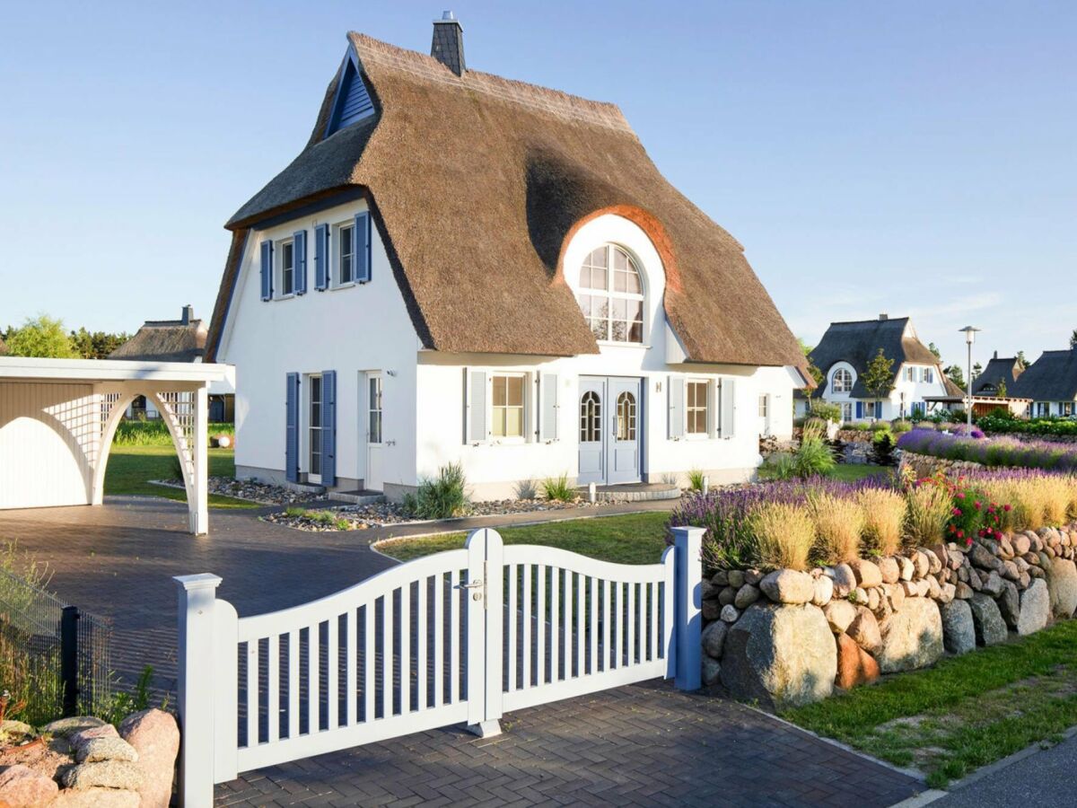 Holiday house Luxushaus Boddenküste mit Sauna - Outdoor photo 2