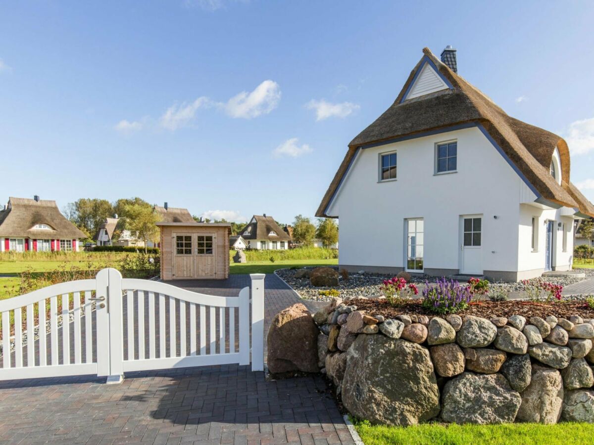 Holiday house Luxushaus am Bodden mit Sauna - Outdoor photo 2