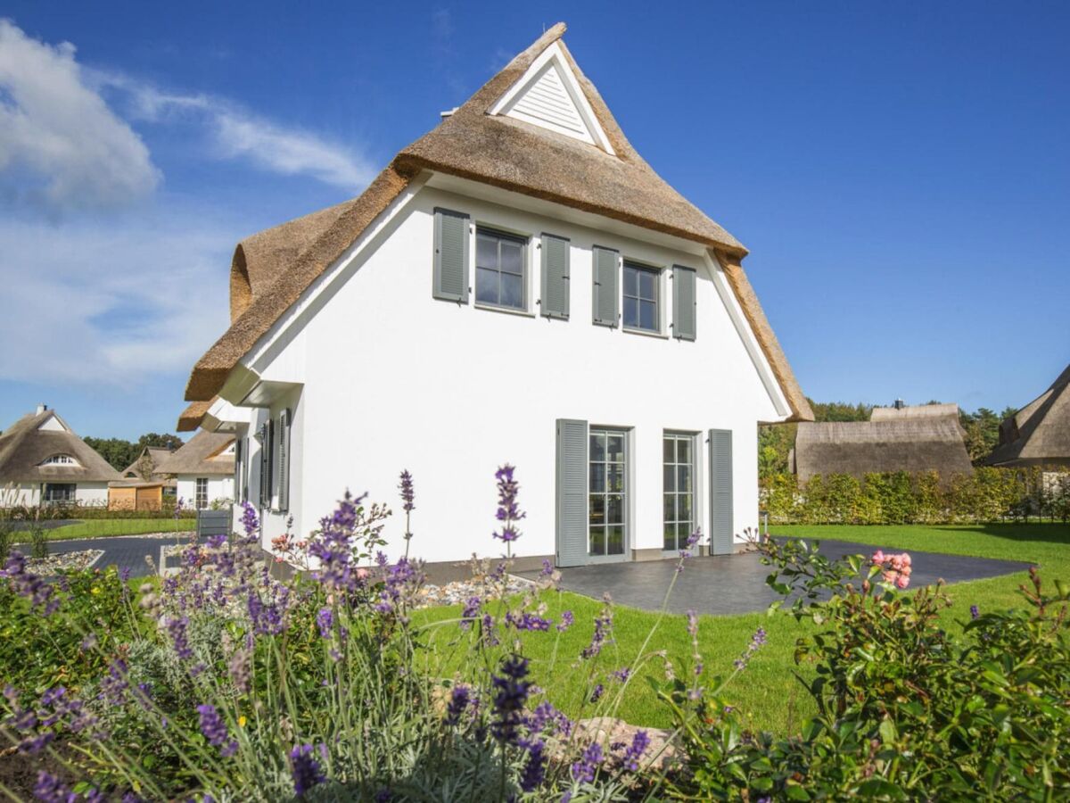 Holiday house Luxushaus Boddenküste mit Lagune und Sauna - Outdoor photo 2