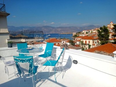 Holiday house Gemütliches Ferienhaus in Galaxidi mit Garten - Holiday house