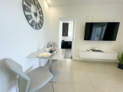 Holiday house Holiday home with bubble bath , sauna and sea view - Features photo 18