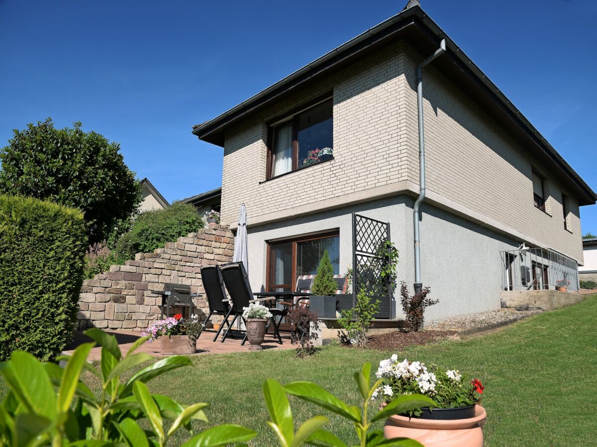 Apartment Sonnige Wohnung in Bad Driburg mit Garten