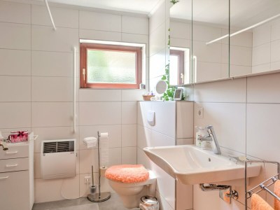 Apartment Sonnige Wohnung in Bad Driburg mit Garten - Features photo 31
