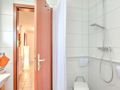 Apartment Sonnige Wohnung in Bad Driburg mit Garten - Features photo 32