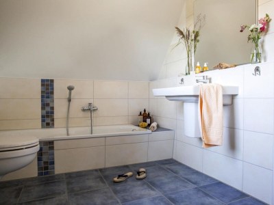 Holiday house Luxushaus Bodden mit Schwimmbereich - Features photo 10