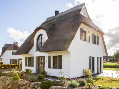 Holiday house Luxushaus Bodstedt mit Sauna am Bodden - Outdoor photo 4