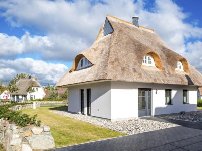 Holiday house Luxusferienhaus in Fuhlendorf mit Sauna - Outdoor photo 3