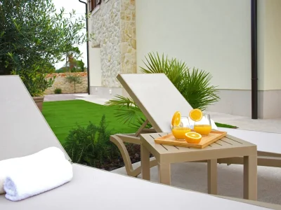 Villa Julija with heated pool - Outdoor photo 5