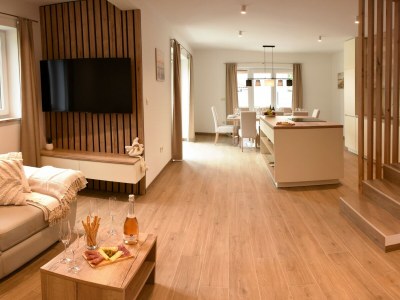 Villa Julija with heated pool - Features photo 11