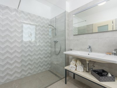 Villa Daniela with pool - Features photo 20