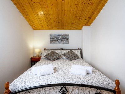 Villa Sky with private pool, surrounded by greenery - Features photo 30