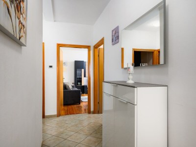 Villa Sky with private pool, surrounded by greenery - Features photo 35