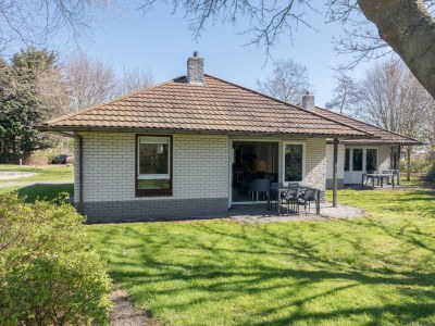 Holiday park Bungalow in Texel near Beaches in De Koog - Holiday park