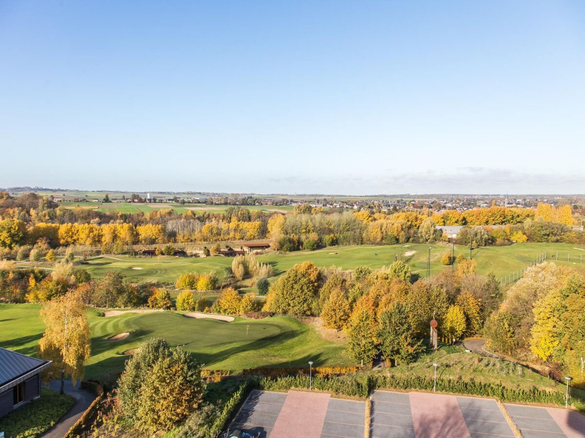 Holiday park Spacious suite just 4km from Maastricht - Outdoor photo 2