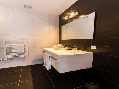 Holiday park Spacious suite just 4km from Maastricht - Features photo 8