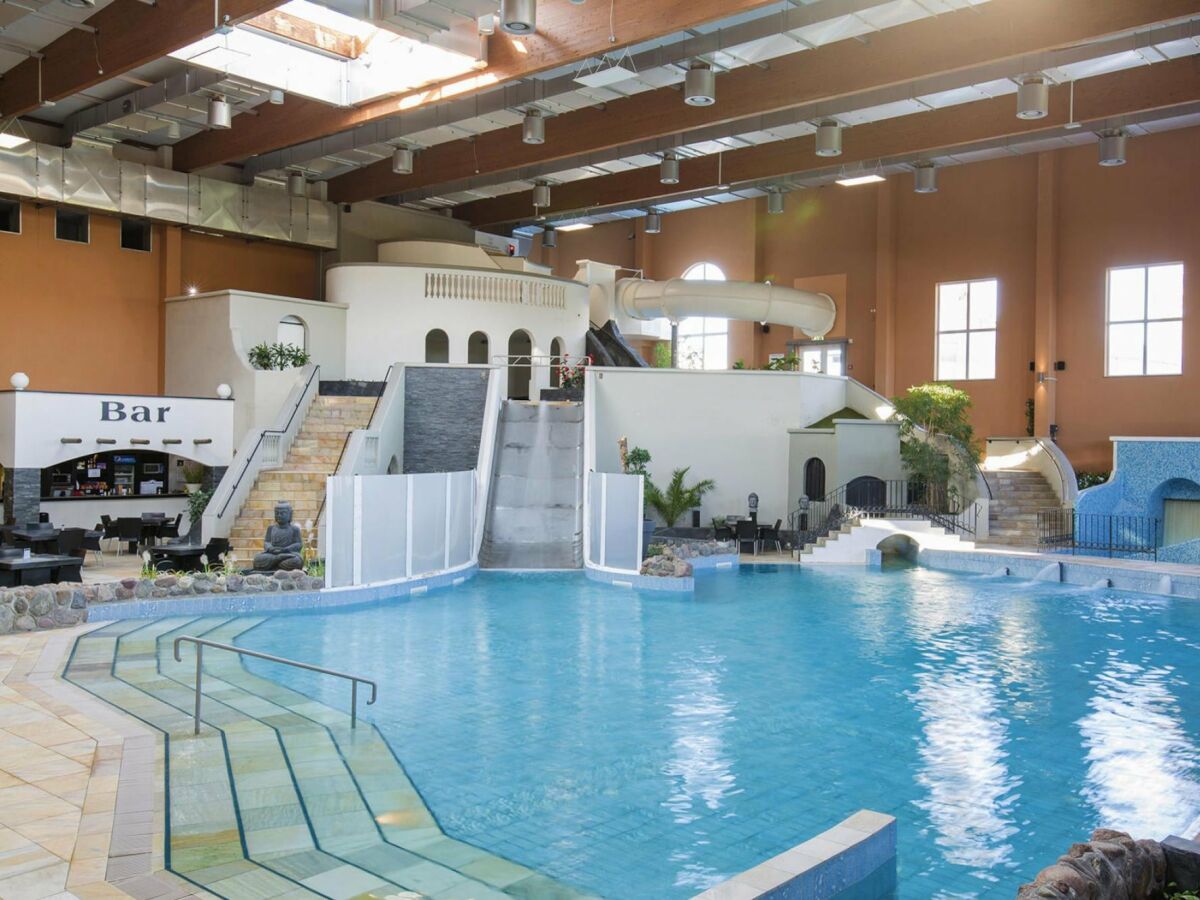 Holiday park Ferienhaus im Van der Valk Resort Linstow - Outdoor photo 3