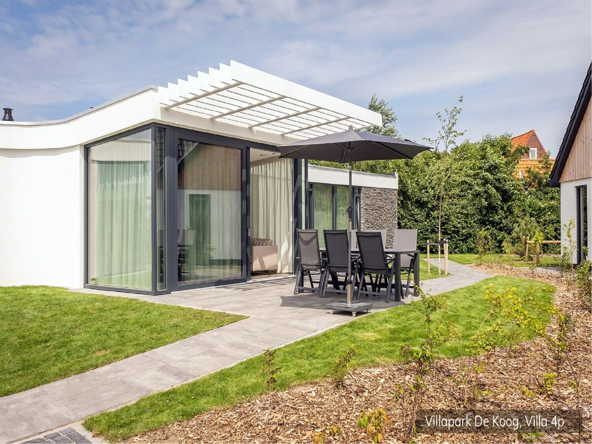Holiday park Villa in Texel near De Koog Beach - Outdoor photo 3