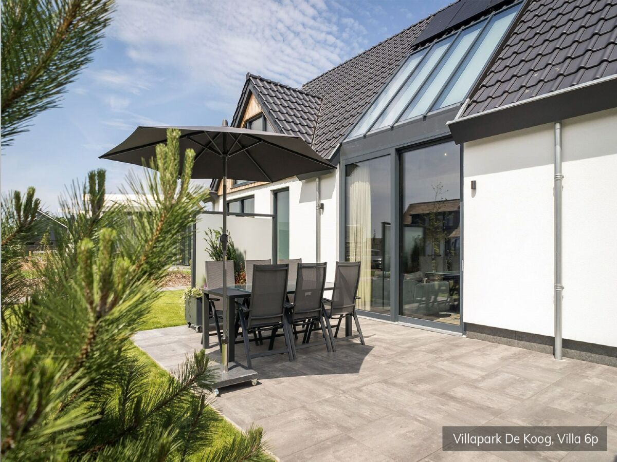 Holiday park Villa near Texel Beach with Private Sauna - Outdoor photo 2