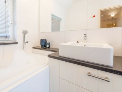 Holiday park Entspannender Sauna-Villa-Rückzugsort - Features photo 12