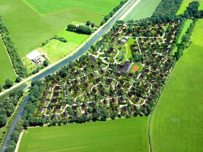 Holiday park Entspannender Sauna-Villa-Rückzugsort - Environment photo 17