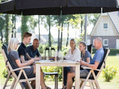 Holiday park Entspannender Sauna-Villa-Rückzugsort - Outdoor photo 39