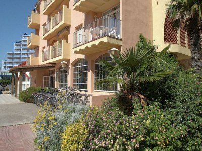 Holiday park Apartment in Empuriabrava by the Beach - Features photo 12