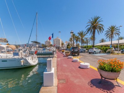 Holiday park Apartment in Empuriabrava by the Beach - Environment photo 29