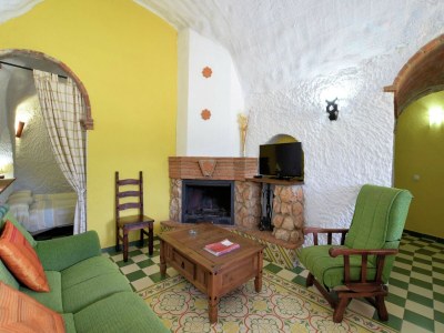 Holiday park Höhlenhaus in Guadix mit Pool und Grill - Features photo 24