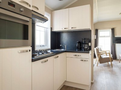 Holiday park Chalet in Texel with Private Sauna - Features photo 9