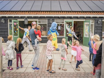 Holiday park Chalet in Den Hoorn nahe Strand für 5 Von Belvilla - Outdoor photo 21