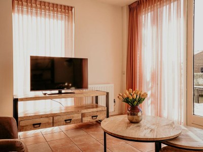 Holiday park Uitgeest Apartment with Waterpark Nearby - Features photo 24