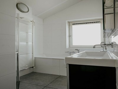 Holiday park Houseboat in Waterpark with Private Dock - Features photo 25